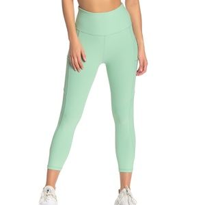 X by Gottex Emma Capri Leggings w Pockets NWOT
